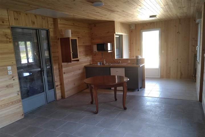 Création comptoir en bois Le Lardin-Saint-Lazare