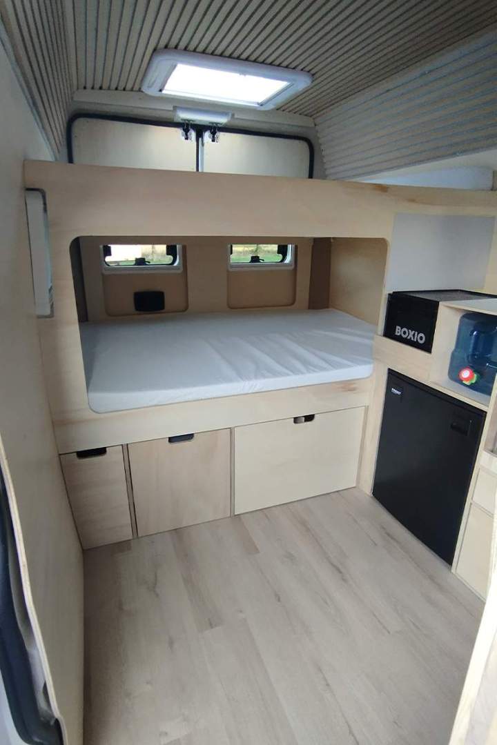 Aménagement véhicule Le Lardin-Saint-Lazare