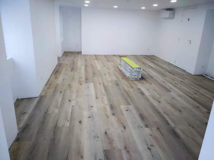 Pose de parquet, vinyle, stratifié et autres revêtements de sol