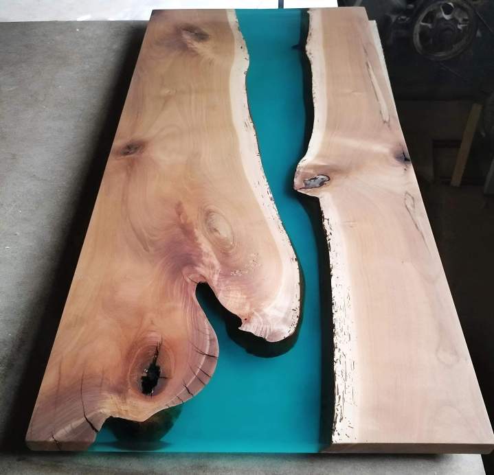 Fabrication table design Le Lardin-Saint-Lazare